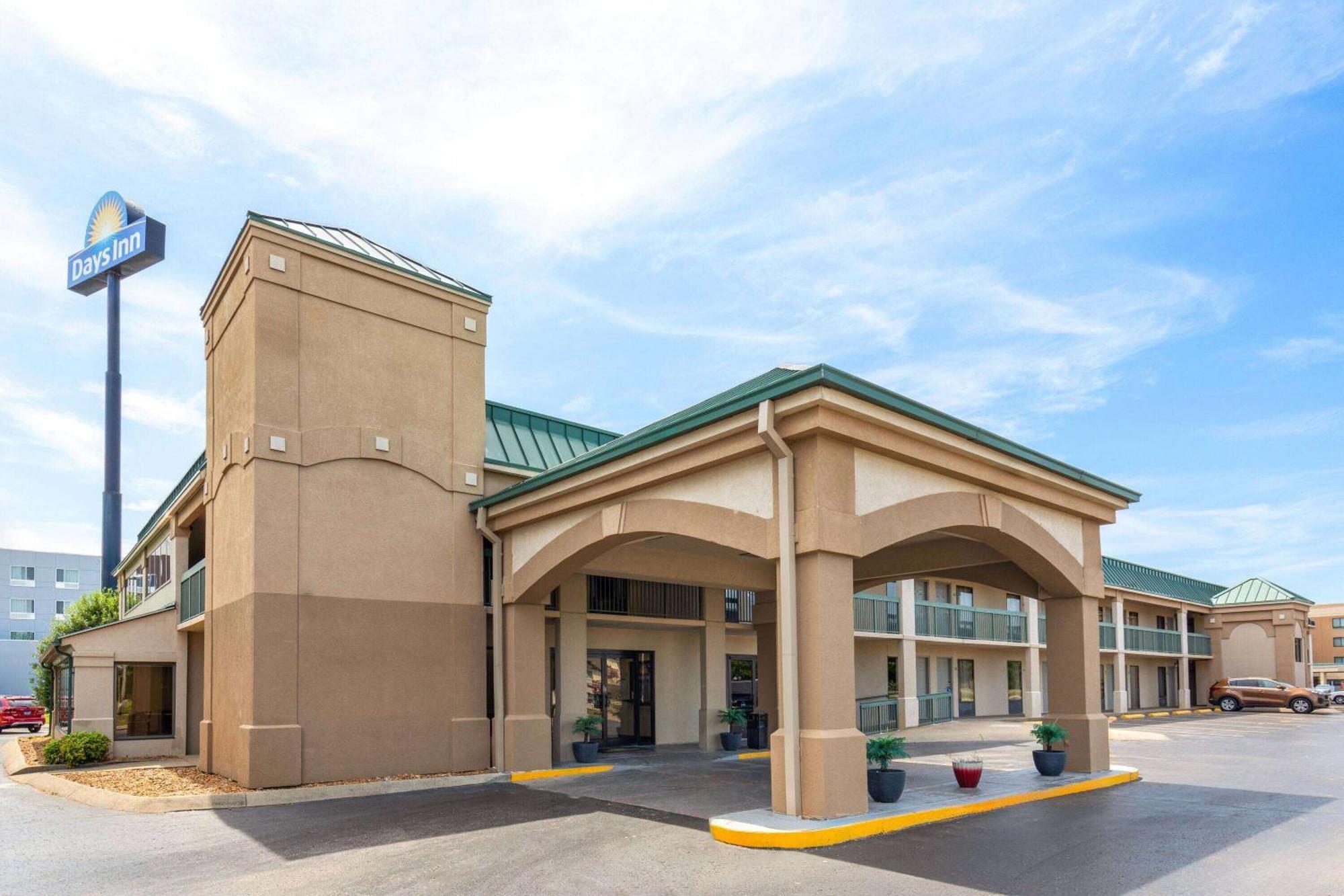Days Inn By Wyndham Clarksville North Exit 4 Exterior foto